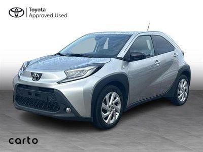 Shimmering silver Brugt 2022 Toyota Aygo X Active SUV | 139.900 kr. (Fair pris)