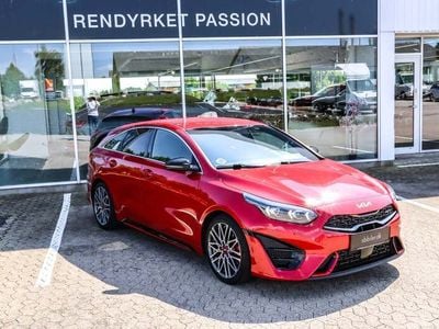 Rødmetal Brugt 2021 Kia ProCeed Hatchback | 219.900 kr. (God pris)
