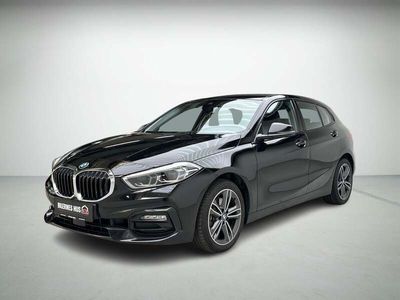 Sort Brugt 2020 BMW 118 Sport Line Hatchback | 209.980 kr. (Fair pris)
