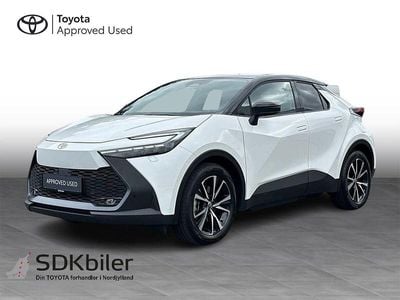 Hvid med sort tag Brugt 2025 Toyota C-HR Style SUV | 339.900 kr. (Lidt for dyr)