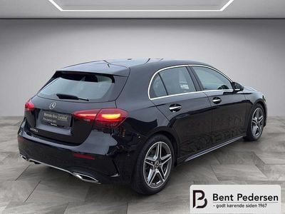 Cosmossort metallak Brugt 2025 Mercedes A220 Hatchback | 439.000 kr.