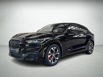 Sort Ny 2025 Ford Mustang Mach-E Extended Range SUV | 379.500 kr. (Fair pris)