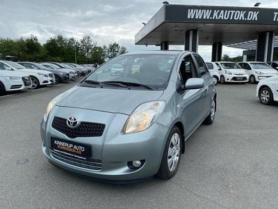 Sølv Brugt 2007 Toyota Yaris Terra Hatchback | 29.900 kr. (Fair pris)