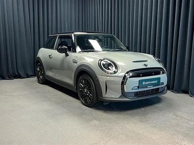 Moonwalk grey Brugt 2022 Mini Cooper SE Hatchback | 159.900 kr. (Lidt for dyr)