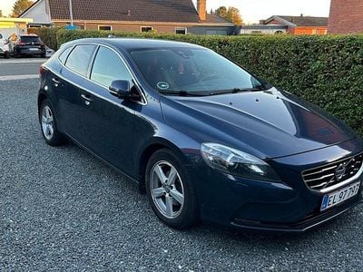 Blåmetal Brugt 2015 Volvo V40 Momentum Hatchback | 59.900 kr. (Fair pris)