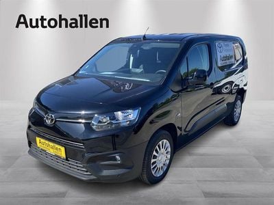 Ktv absolute black Ny 2025 Toyota Proace City City Van | 199.900 kr.
