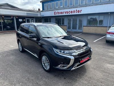 Sort Brugt 2020 Mitsubishi Outlander P-HEV Intense SUV | 189.000 kr. (Fair pris)