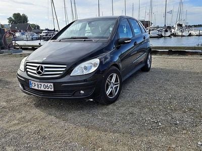 Mercedes B180