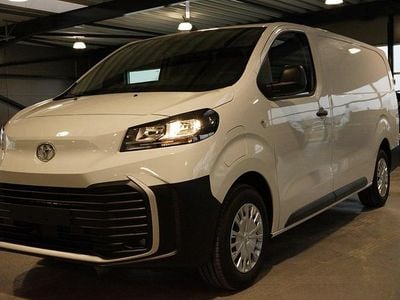 Hvid Ny 2025 Toyota Proace Comfort MPV | 239.900 kr.
