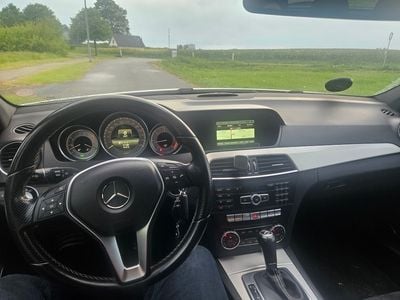 Mercedes C220