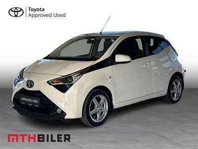 Brugt Toyota Aygo x-press 72 HK (52 kW) 2020 Black metallic Hatchback