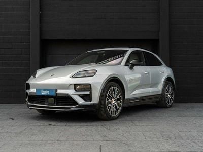 Sølvmetal Brugt 2024 Porsche Macan Turbo SUV | 1.229.000 kr. (Lidt for dyr)