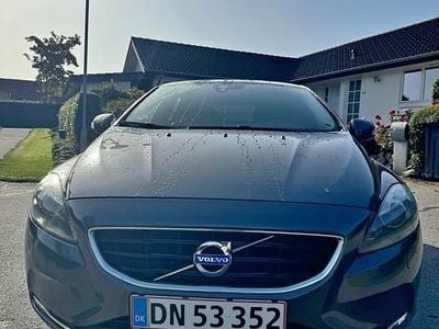 Grå Brugt 2012 Volvo V40 MPV | 65.000 kr.