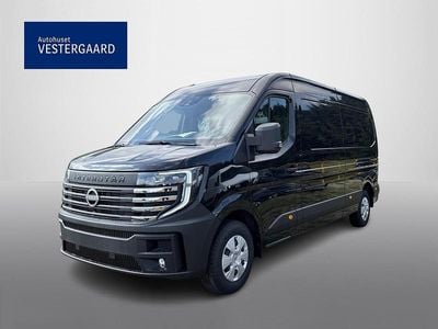 Rød Ny 2024 Nissan Interstar N-Connecta Van | 299.799 kr.