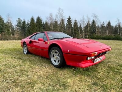 Brugt Ferrari 308 240 HK (176 kW) 1983 Rød
