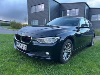 Sortmetal Brugt 2015 BMW 318 Sport Line Stationcar | 82.900 kr. (Super pris)