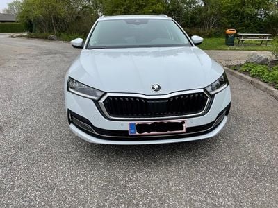 Hvid Brugt 2021 Skoda Octavia Business Line Stationcar | 239.900 kr. (Lidt for dyr)