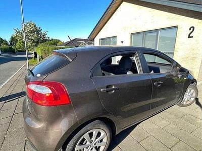 Brun Brugt 2013 Kia Rio MPV | 39.500 kr. (Fair pris)