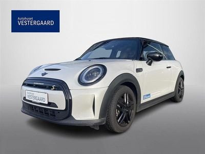 Hvid Brugt 2023 Mini Cooper Classic Hatchback | 174.500 kr. (Lidt for dyr)