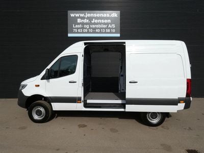 Hvid Ny 2025 Mercedes Sprinter Van | 525.000 kr.