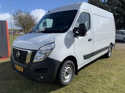 Ice white grey Brugt 2023 Nissan Interstar N-Connecta Van | 229.900 kr.