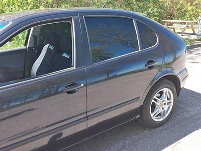 Brugt Seat Leon 105 HK (77 kW) 2004 Hatchback