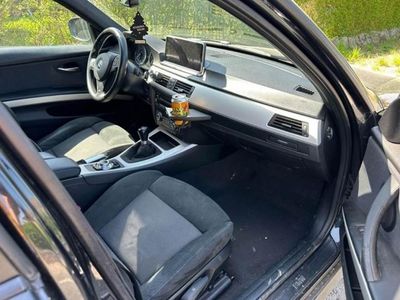 Brugt 2012 BMW 318 Sedan | 75.000 kr. (Dyr)