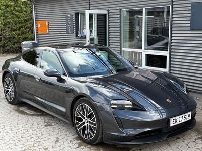 Gråmetal Brugt 2021 Porsche Taycan Performance Package Sedan | 519.900 kr.