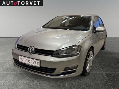 Brugt VW Golf VII Highline 122 HK (89 kW) 2013 Champagnemetal Hatchback