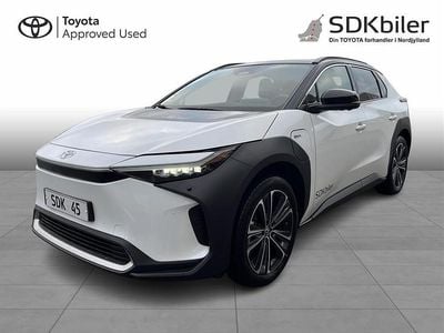 Platinum pearl white/astral bl Brugt 2025 Toyota bZ4X Executive SUV | 324.900 kr. (Lidt for dyr)