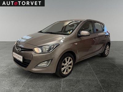 Champagnemetal Brugt 2013 Hyundai i20 Classic Hatchback | 34.700 kr. (God pris)