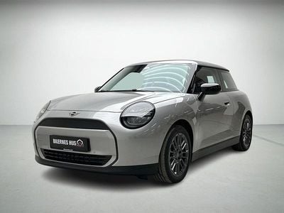 Brugt Mini Cooper Essential 135 kW (184 HK) 2024 Grå Hatchback