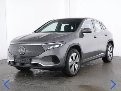 Mercedes EQA250+