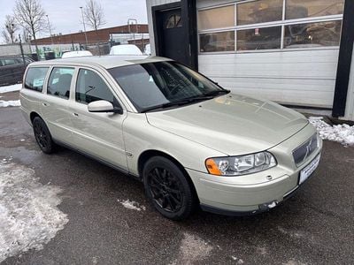 Beigemetal Brugt 2005 Volvo V70 Momentum Stationcar | 54.900 kr. (Dyr)