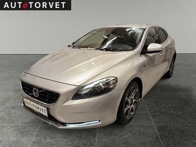 Sølvmetal Brugt 2016 Volvo V40 Ocean Race Stationcar | 107.700 kr. (Fair pris)