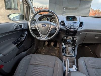 Sort Brugt 2015 Ford Fiesta Titanium Hatchback | 49.000 kr. (God pris)