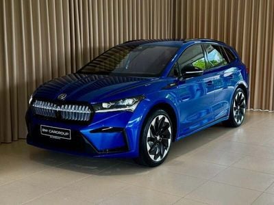 Blåmetal Brugt 2024 Skoda Enyaq iV SportLine SUV | 399.900 kr. (Fair pris)