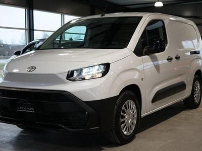Hvid Ny 2025 Toyota Proace City City MPV | 194.900 kr.
