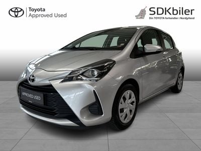 Sølvmetal Brugt 2017 Toyota Yaris T2 Hatchback | 99.900 kr. (Lidt for dyr)