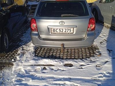 Metallic grå Brugt 2008 Toyota Avensis Sol Stationcar | 20.000 kr. (Super pris)
