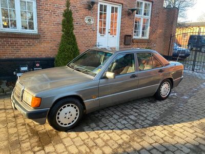 Grå Brugt 1992 Mercedes 190 | 78.000 kr.
