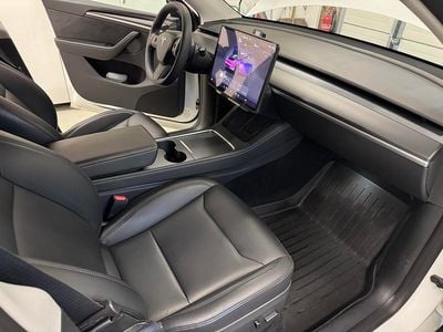 Hvid Brugt 2024 Tesla Model Y Long Range AWD SUV | 245.000 kr. (Super pris)