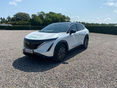 Xga pearl white Ny 2025 Nissan Ariya Evolve SUV | 354.000 kr.