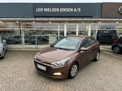 Brun Brugt 2015 Hyundai i20 Active Hatchback | 39.900 kr. (Super pris)