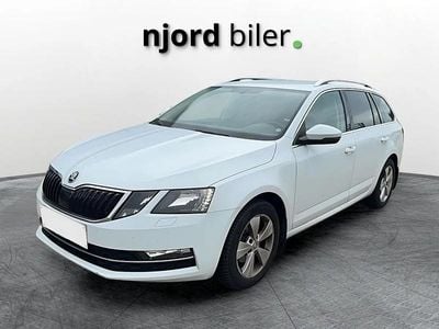 Hvid Brugt 2018 Skoda Octavia Style Stationcar | 139.400 kr. (Lidt for dyr)
