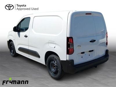 Epr icy white Ny 2024 Toyota Proace City Van | 218.980 kr.