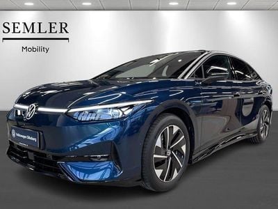 Mørkblåmetal Brugt 2025 VW ID.7 Style Hatchback | 379.900 kr.