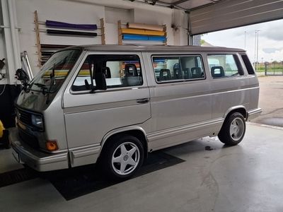 VW Caravelle