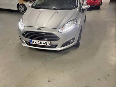 Brugt Ford Fiesta 101 HK (74 kW) 2015 Grå Hatchback