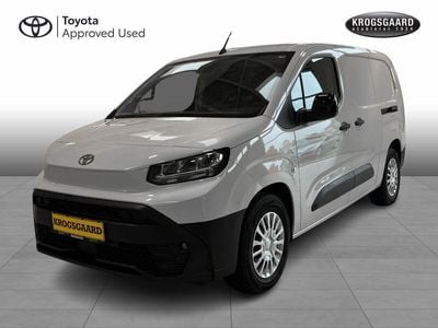 Epr icy white Ny 2025 Toyota Proace City Van | 249.900 kr.